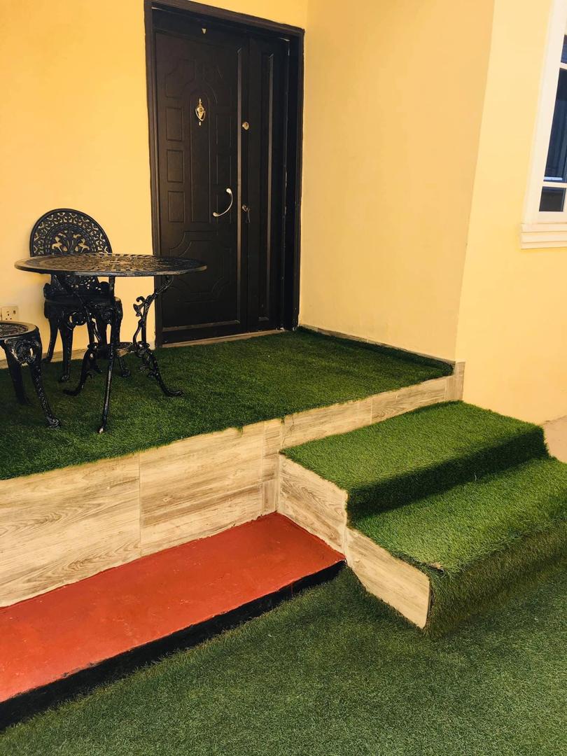 K Yellow Hotel & Resort garden and grounds in Ibadan